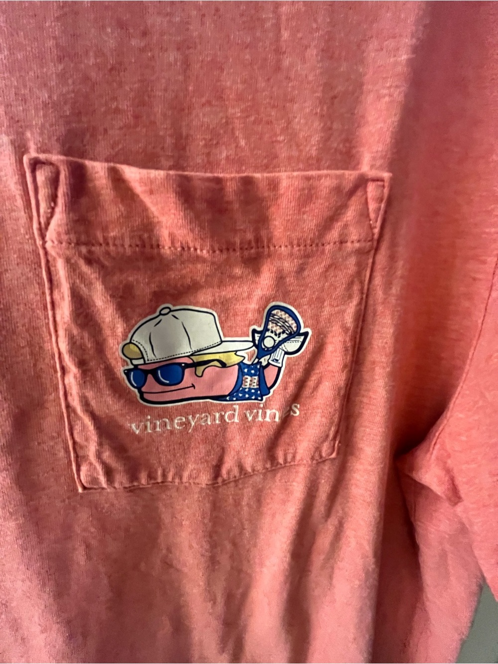 Vineyard Vines Men's Short-Sleeve Pocket Tee in Coral Wash with Graphic - Picture 4 of 5